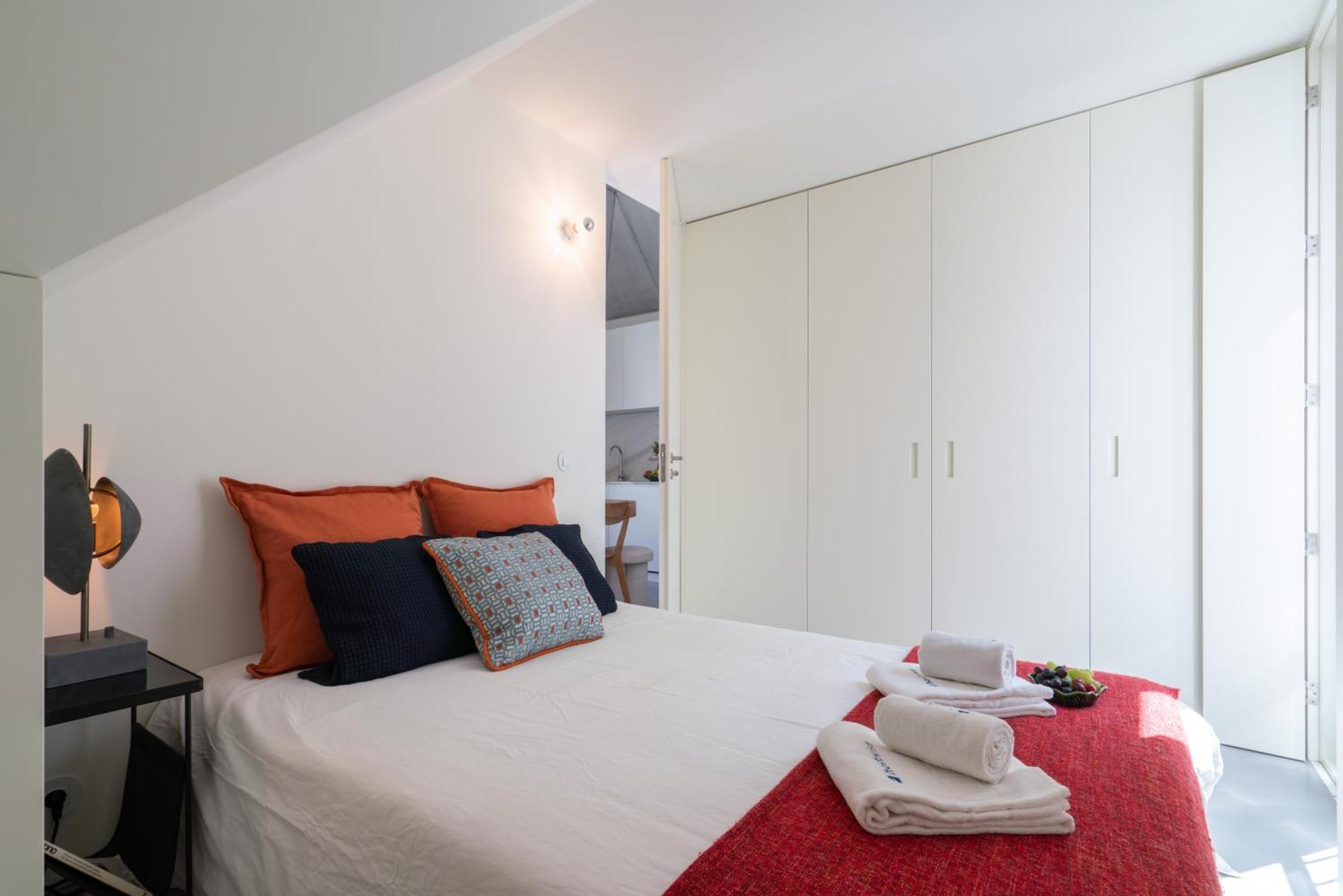شقة Host Wise - Luxurious Private Flats - Balcony بورتو الغرفة الصورة